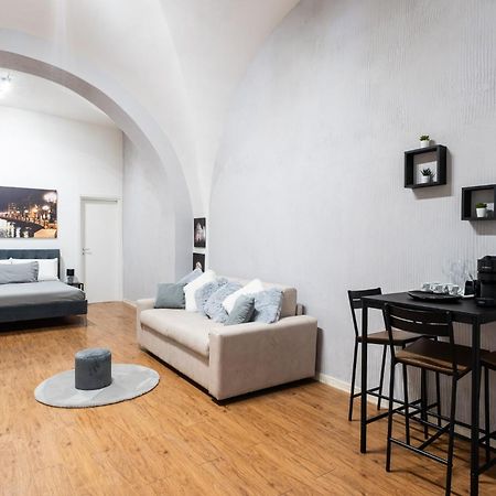 Appartement House Visconti à Bari Extérieur photo