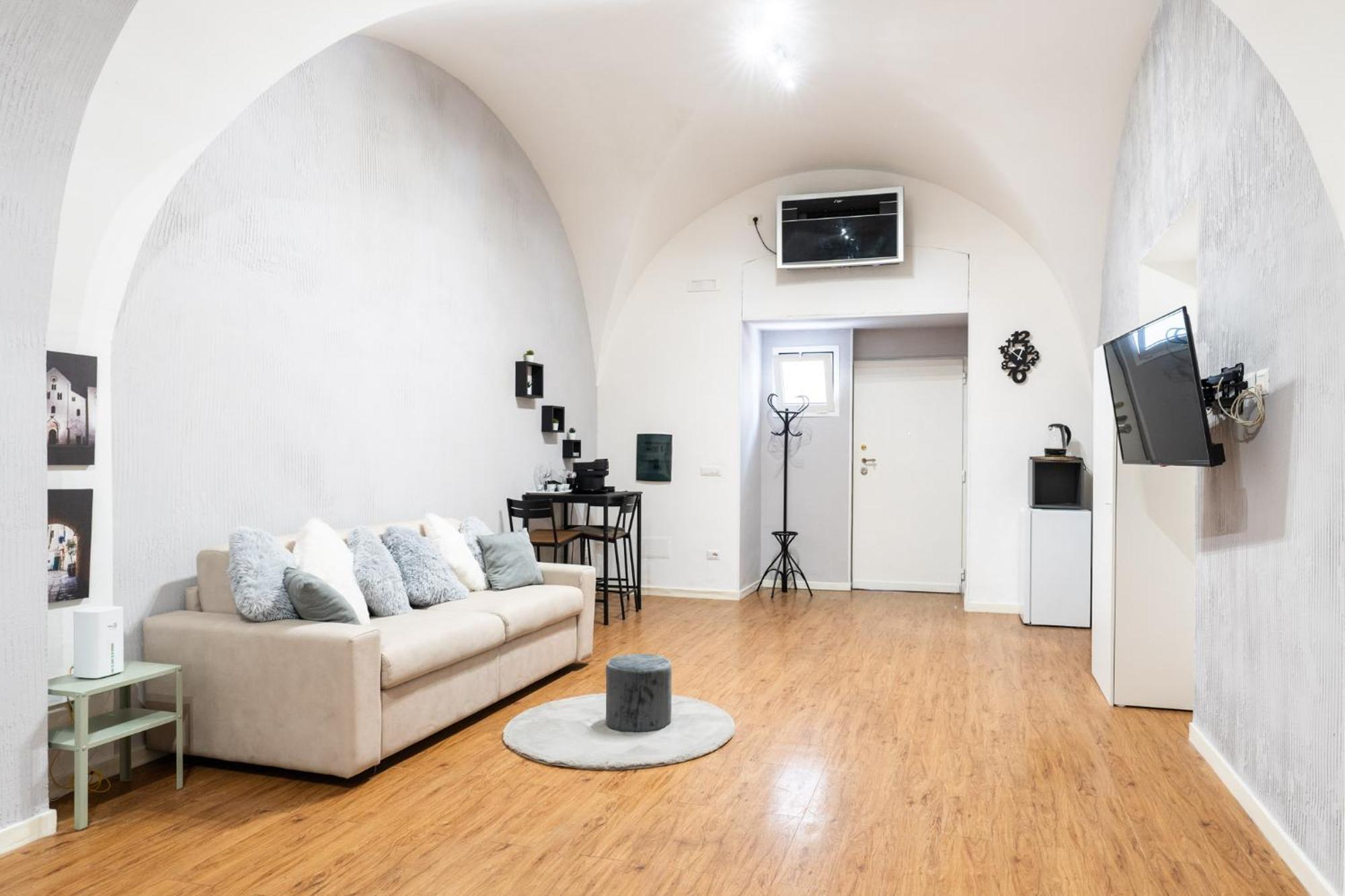 Appartement House Visconti à Bari Extérieur photo